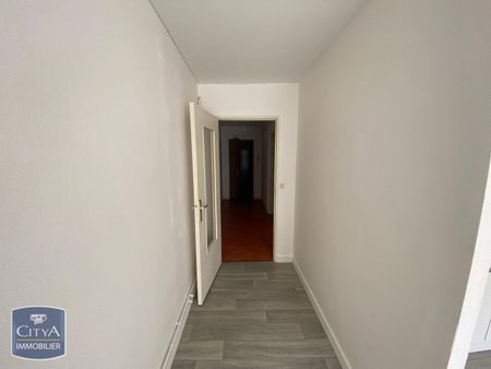 Location Appartement 1 pièce 43m² POITIERS 86000 - Photo 5