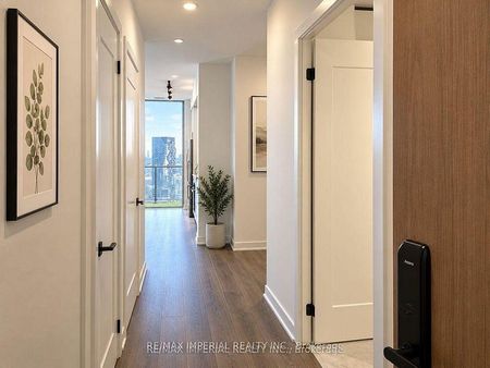 5 Defries Street condo — Toronto, ON (2-Bedroom) - 2 Bedroom - Photo 4