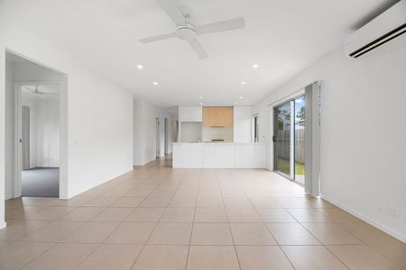 12 Crinum Circuit, Coomera, QLD 4209 - Photo 3