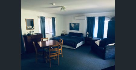 Self-contained luxury unit - Ambleside Manilla - Photo 2