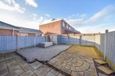 3 bed House - Semi-Detached for Rent - Photo 1