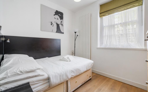 BILLS INCLUDED - A modern single studio apartment in Euston, London NW1 - Photo 1