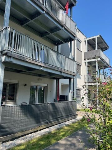 Traumhafte neuwertige 2-Zimmer-Wohnung mit großem Balkon in erstklassiger Lage! - Photo 2