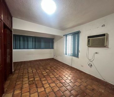 Casa en Renta en Col. Cedros - Photo 2