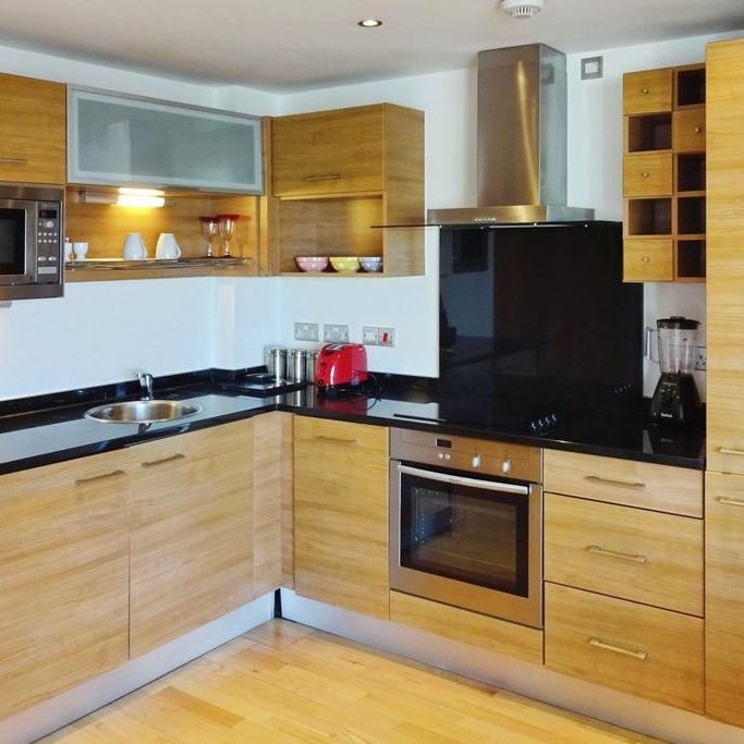 2 bedroom flat to rent - Photo 1