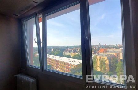 Pronájem bytu 3+1, 65 metrů plus balkon a sklep, Křenická Praha 10 - Photo 5