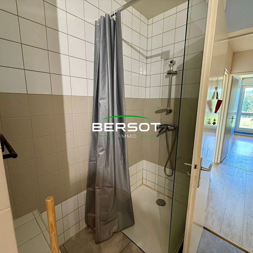 Appartement T2 avec balcons et place de stationnement - Photo 1