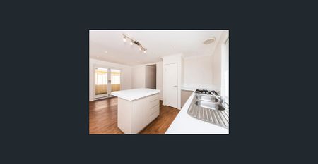 Warm & Inviting! - Photo 3