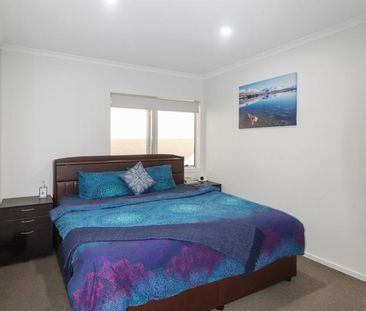 Beautiful 4-Bedroom Home with Outdoor Oasis! - Photo 6