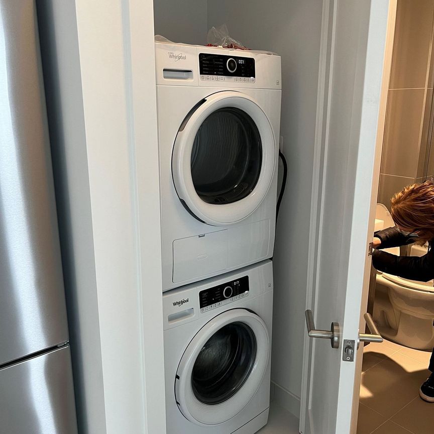 For Lease - 575 Bloor Street Unit# 2404, Toronto, Ontario - Photo 1