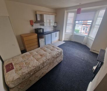 Studio to rent - Photo 5