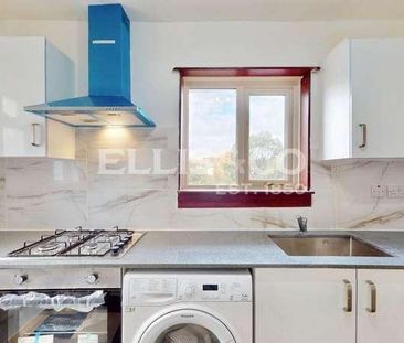 Costons Lane, Greenford, UB6 - Photo 1