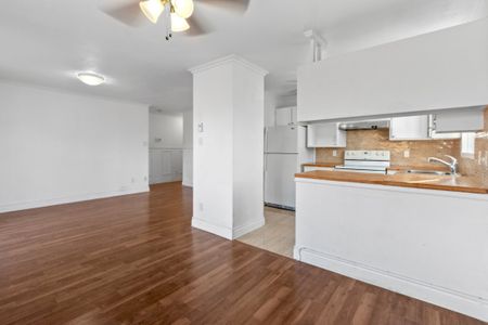 Appartement à louer - Laval (Chomedey) (Autres) - Photo 2