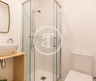 Piso de alquiler en C. de Joaquín Costa, El Raval - Photo 6