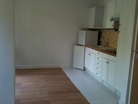 Studio 26 m² - 1 pièce - Le Chesnay (78150) - Photo 4