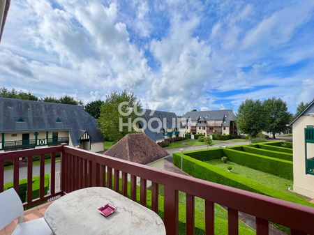 À louer : Charmant studio meublé avec balcon et parking à Tourgéville - Photo 3