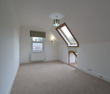 4 Bed Maisonette, Birdhurst Gardens, CR2 - Photo 5