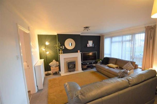 Millfield Drive, Cowbridge, CF71 - Photo 1
