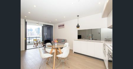 Luxurious Apartment in South Brisbane! - Photo 5