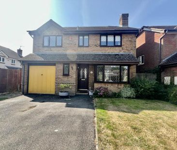 4 bedroom detached house to rent - Photo 5