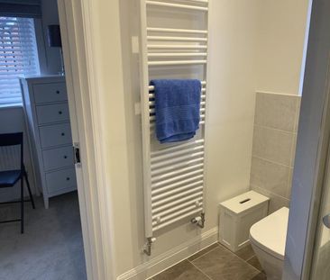 Double room in the lovely village of Wickham - Photo 4