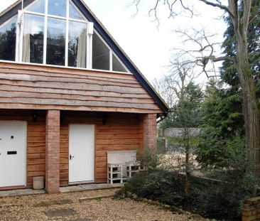 1 bedroom coach house to rent - Photo 6
