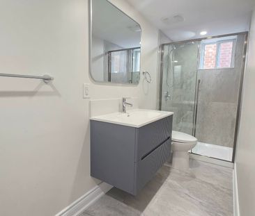 For Lease - 3137 Sunnyhill Drive Unit# Basement 2, Mississauga, Ont... - Photo 4