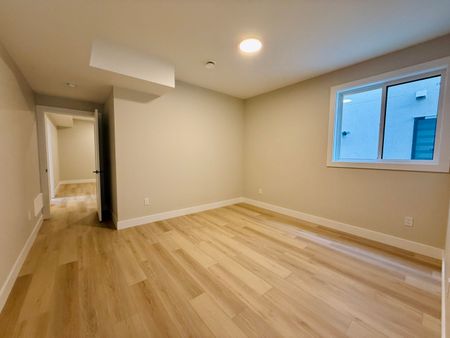 4 Bdrm Family Home in West Harbour - Photo 3