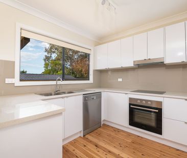 11 Regatta Crescent, Port Macquarie NSW 2444 - House For Rent | Domain - Photo 5