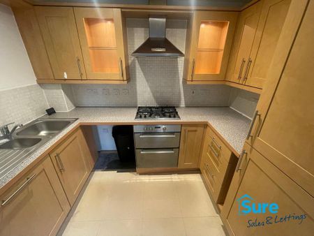 2 bedroom semi-detached house to rent - Photo 5