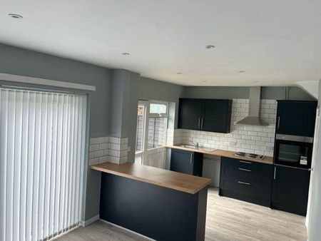 34 ETON ROAD - Photo 2