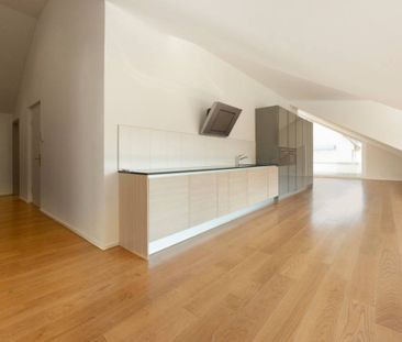 5.5 Zimmer, 175 m², 2. Stock - Photo 1