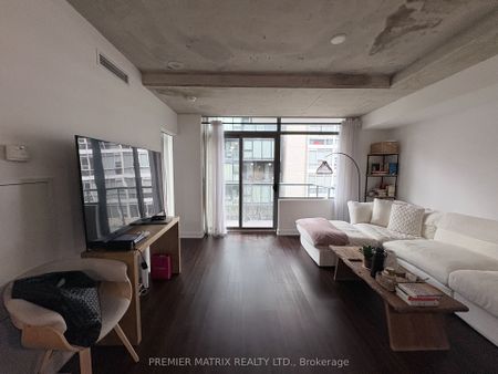 550 Wellington Lofts 55 , #420 - Photo 3