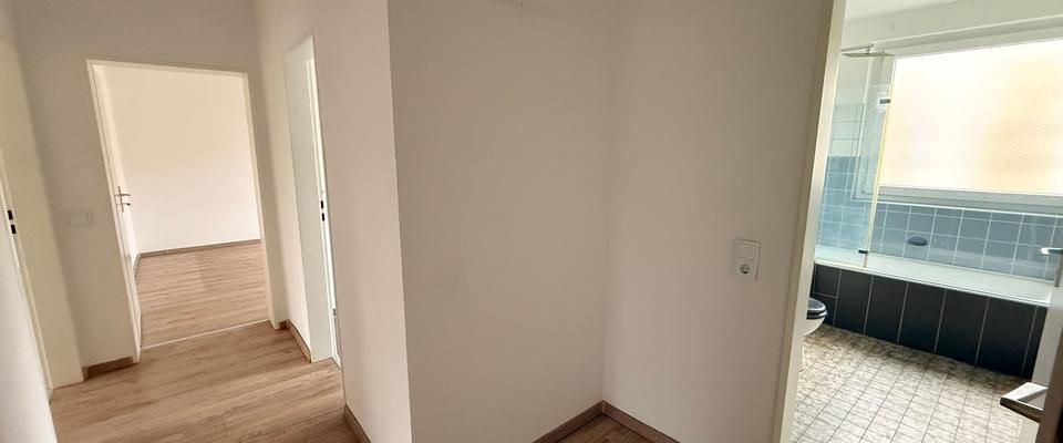 schöne 3-Zimmerwohnung mit Balkon in Wuppertal-Wichlinghausen - Photo 1