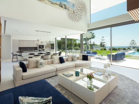6 bedroom luxury Villa for rent in Nueva Andalucía, Marbella, Malaga, Andalusia - Photo 1