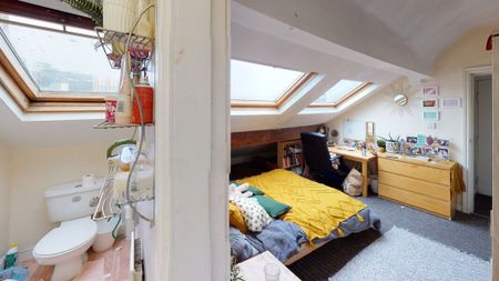 Blenheim Terrace, University - Photo 3