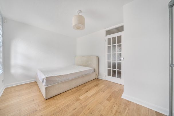 Ross Road, London, SE25 - Photo 1