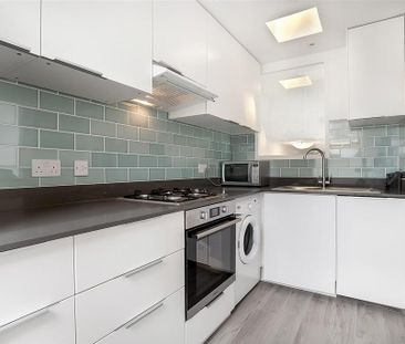 2 bedroom flat to rent - Photo 3