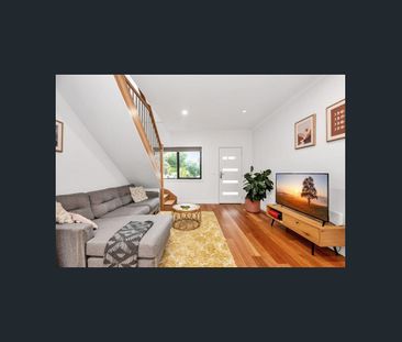 Sophisticated modern living - Photo 1