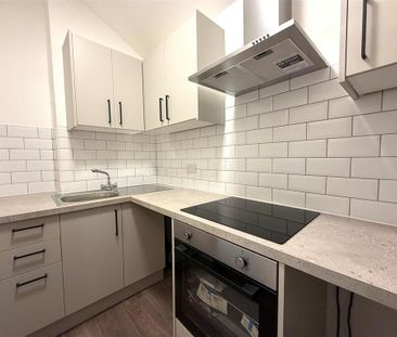 2 bedroom duplex to rent - Photo 2