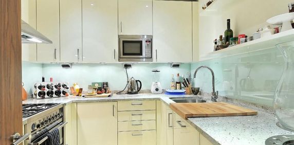 1 bedroom flat to rent - Photo 2