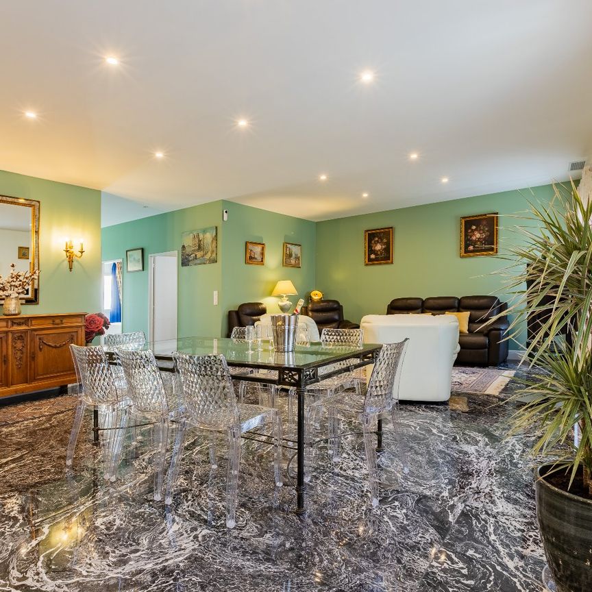 Location Appartement 4 pièces 127m² FRONTIGNAN 34110 - Photo 1