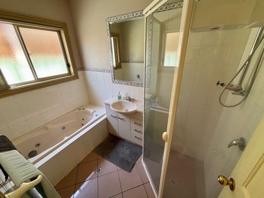 Mawson Lakes - Photo 1