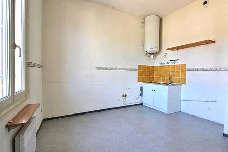 Appartement de Type T2 d'env. 49m² - Trans en Provence, - Photo 3