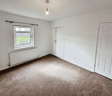3 bedroom detached house to rent - Photo 3