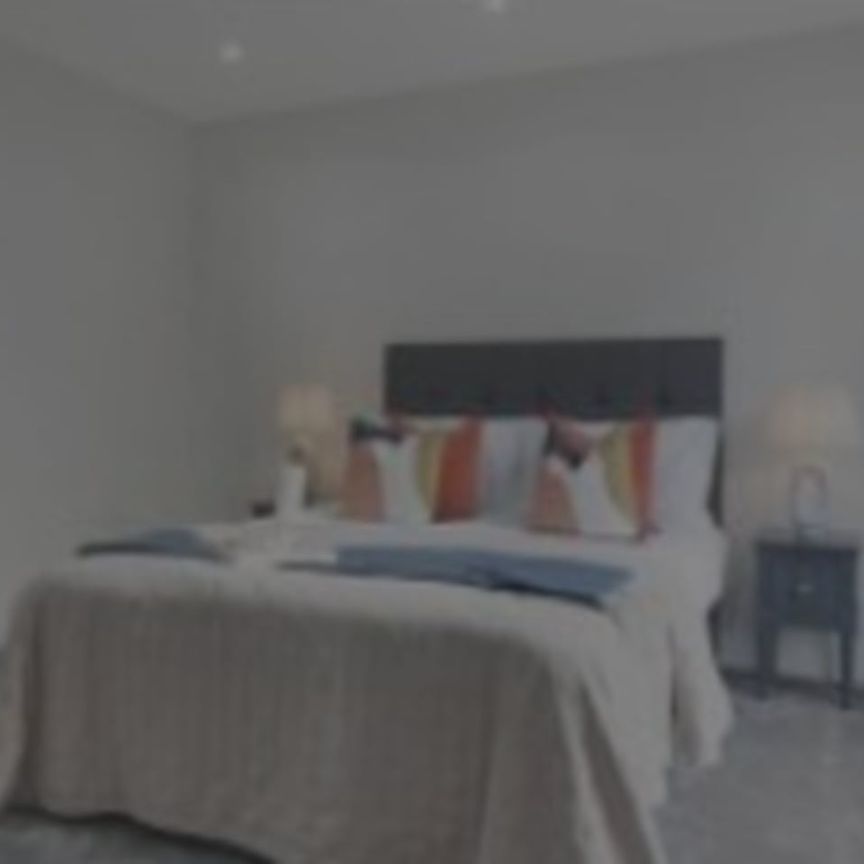 5 Bed Semi-Detached House, Streatham High Road, SW16 - Photo 1