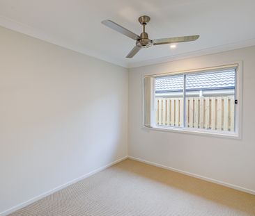 Modern Family Home - Photo 6