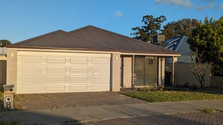 “LARGE ROOMS WITH AIR CON FOR RENT. IN Beautiful, Furnished House in a Peaceful Seville Grove Home” - Photo 4