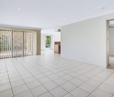 Perfectly Positioned for the Robina Lifestyle - Photo 2