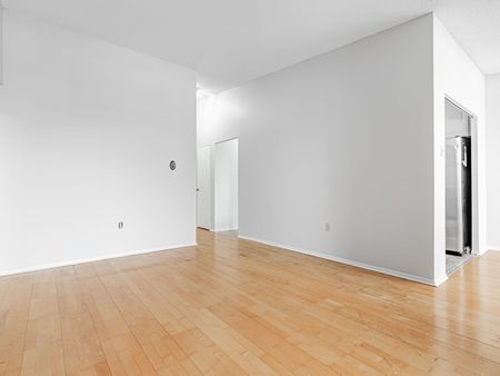 For Lease - 4060 Lawrence Avenue Unit# 410, Toronto, Ontario - Photo 4